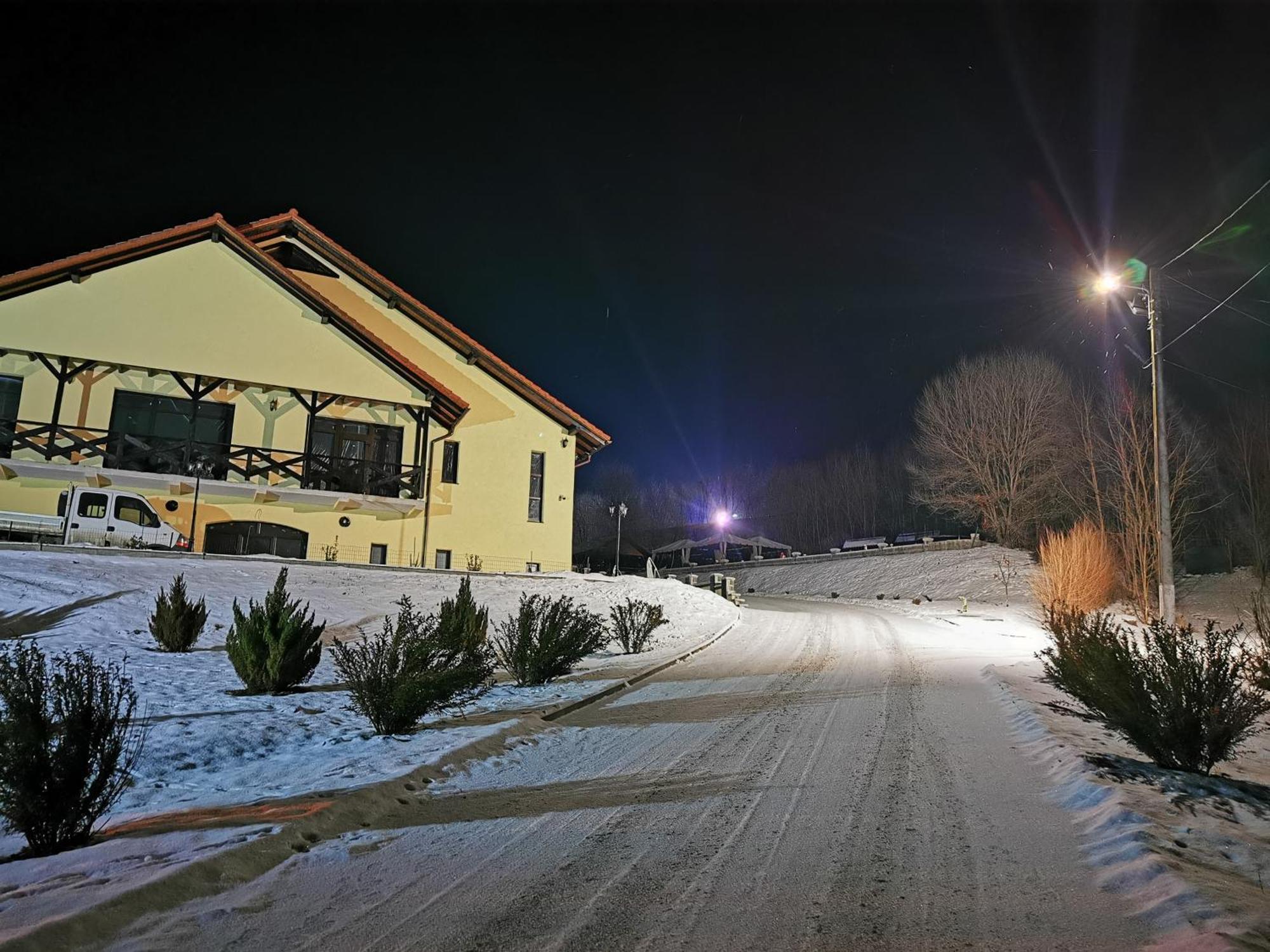 Pensiunea Emris Spatac Kamer foto